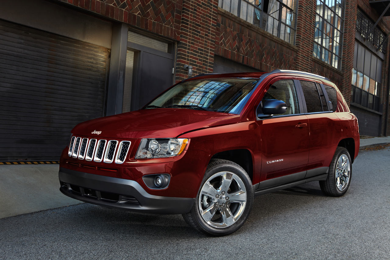 Jeep Compass: 4 фото