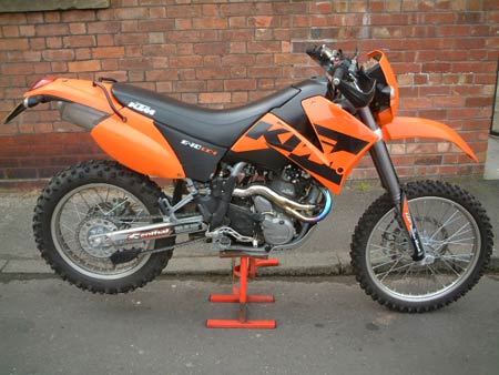 KTM 640 LC4: 10 фото