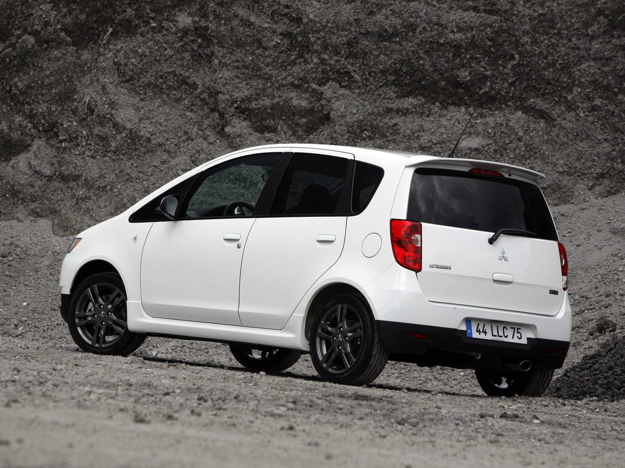 Mitsubishi Colt Ralliart: 5 фото