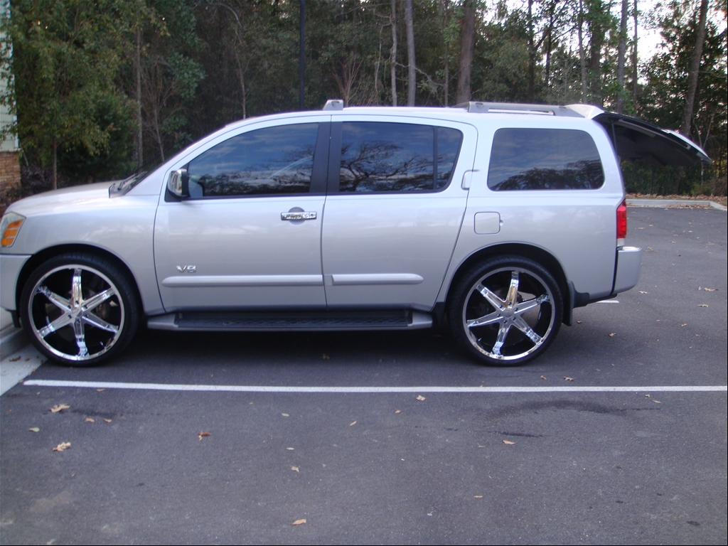 Nissan Pathfinder Armada: 8 фото