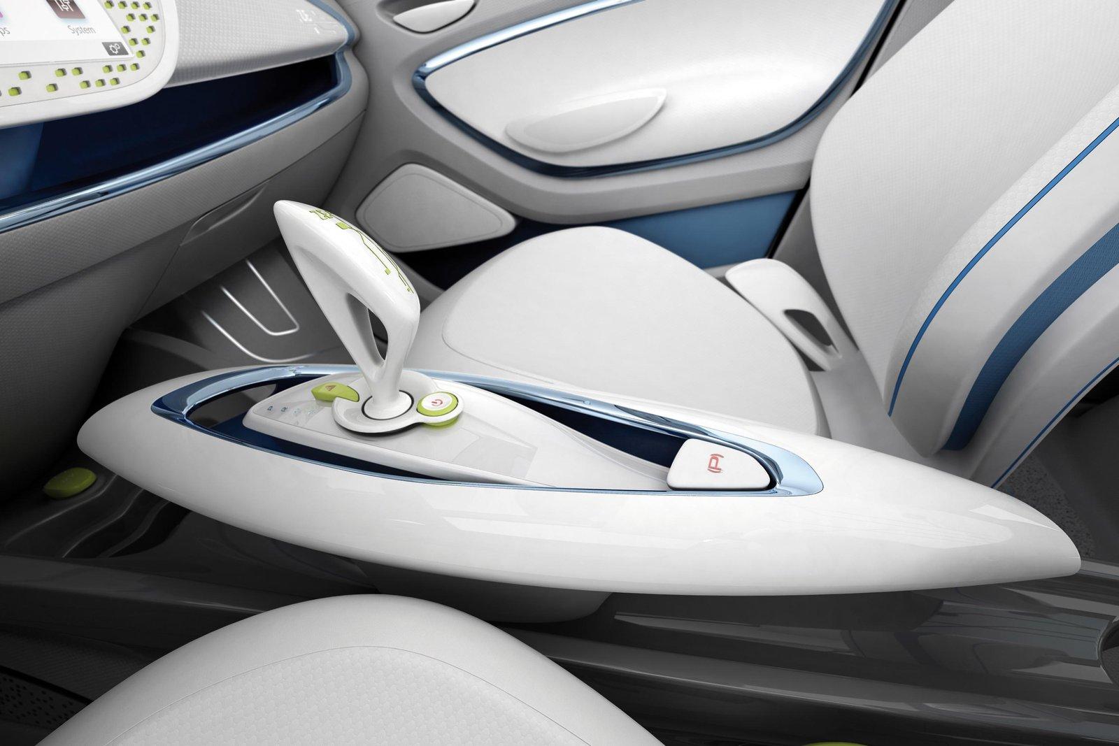 Renault ZOE: 12 фото