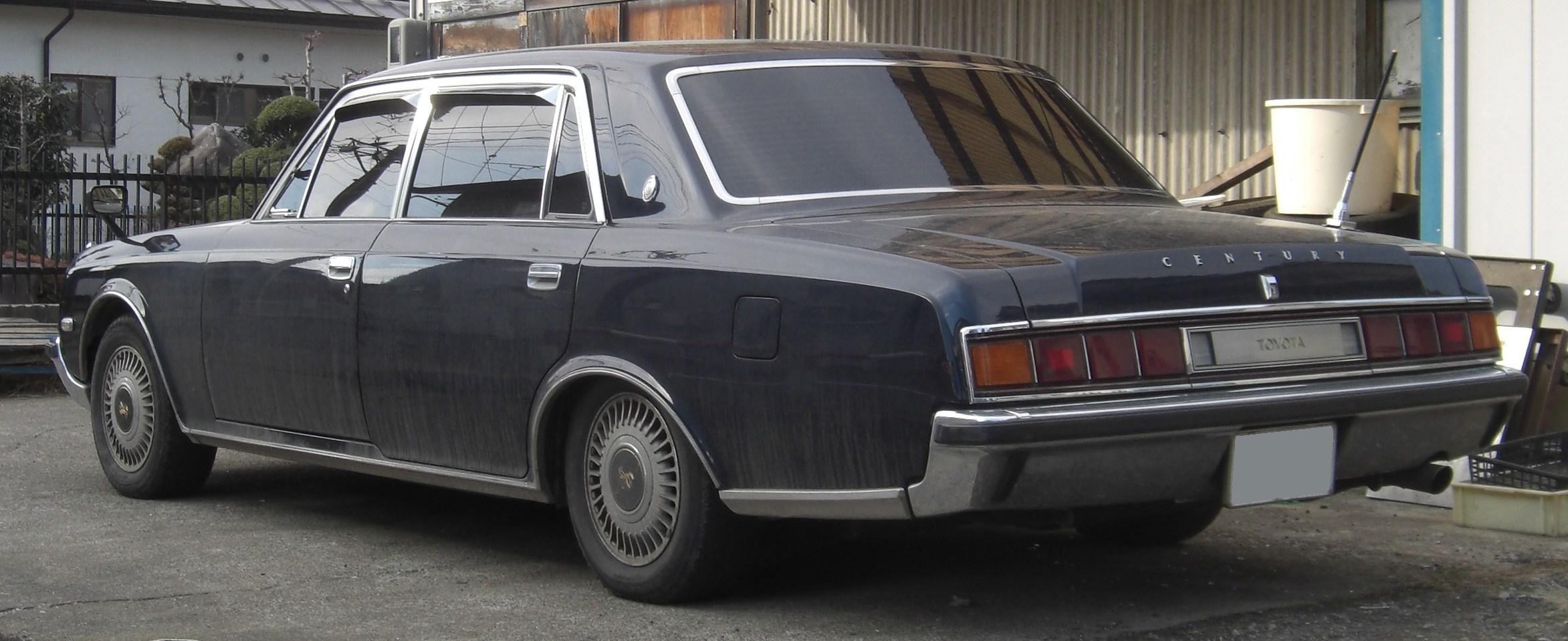 Toyota Century: 11 фото