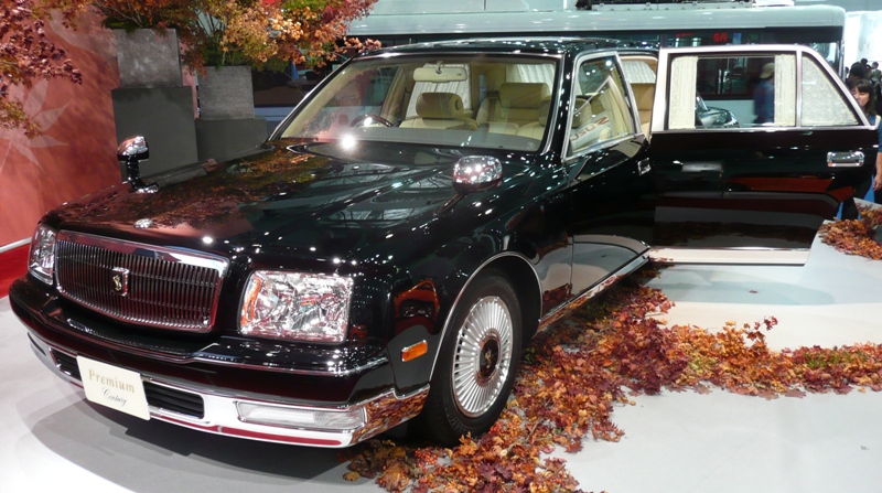 Toyota Century: 12 фото