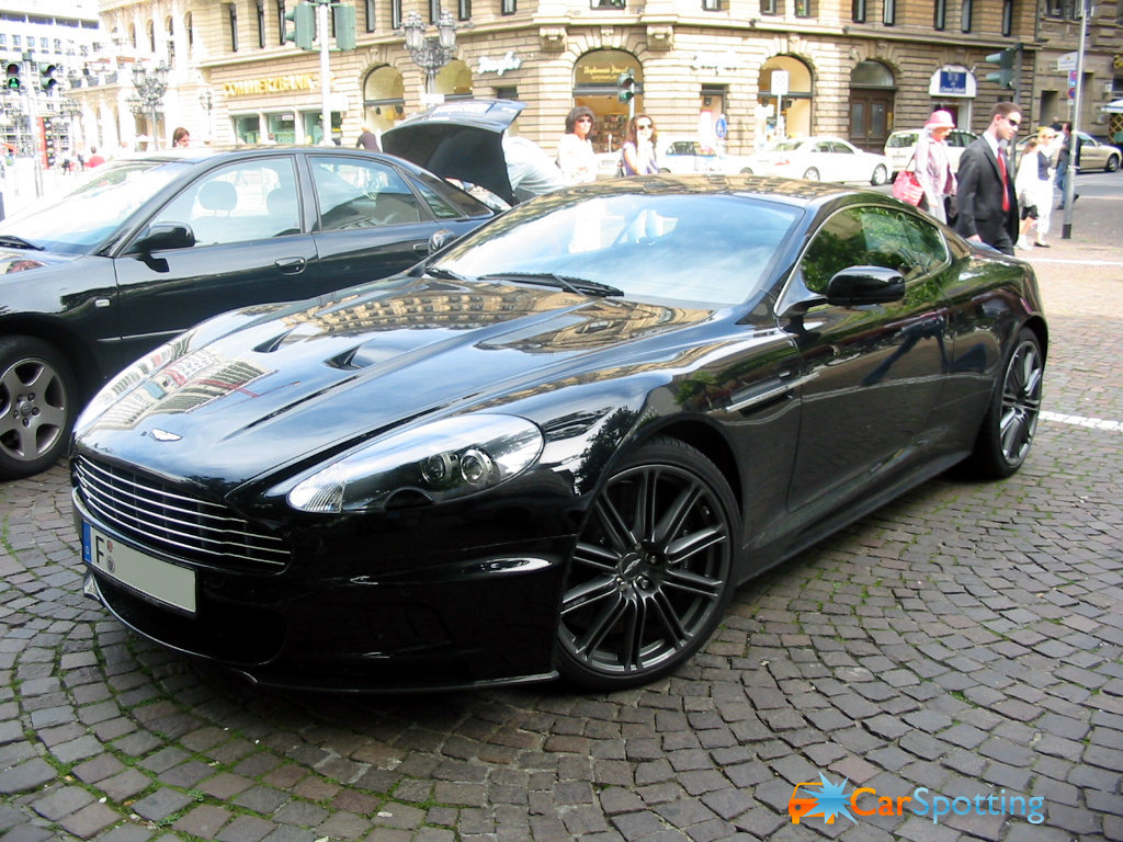 Aston Martin DBS