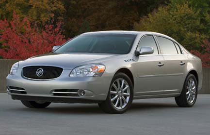 Buick Lucerne: 7 фото