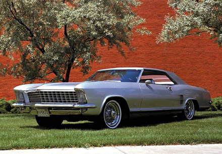 Buick Riviera: 5 фото