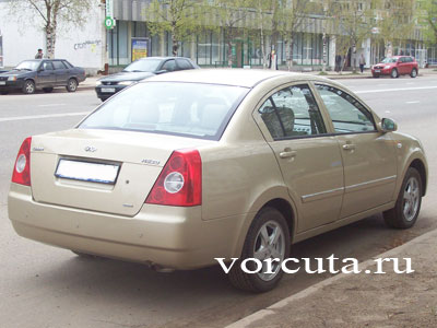 Chery Fora: 9 фото