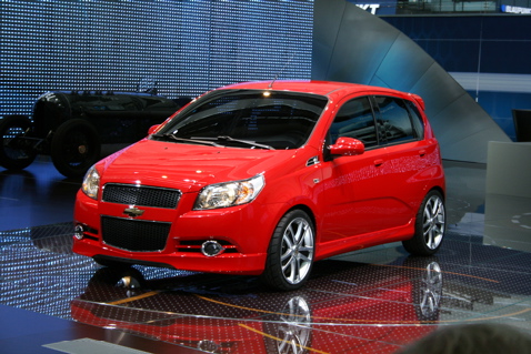 Chevrolet Aveo Hatchback I: 2 фото