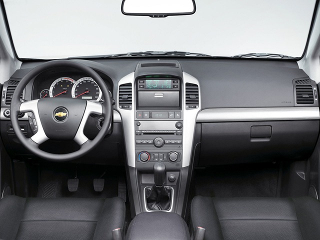 Chevrolet Captiva: 11 фото