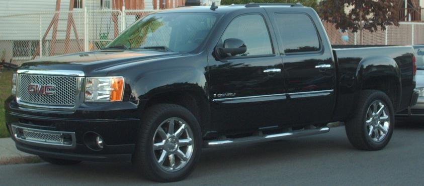 GMC Sierra: 11 фото