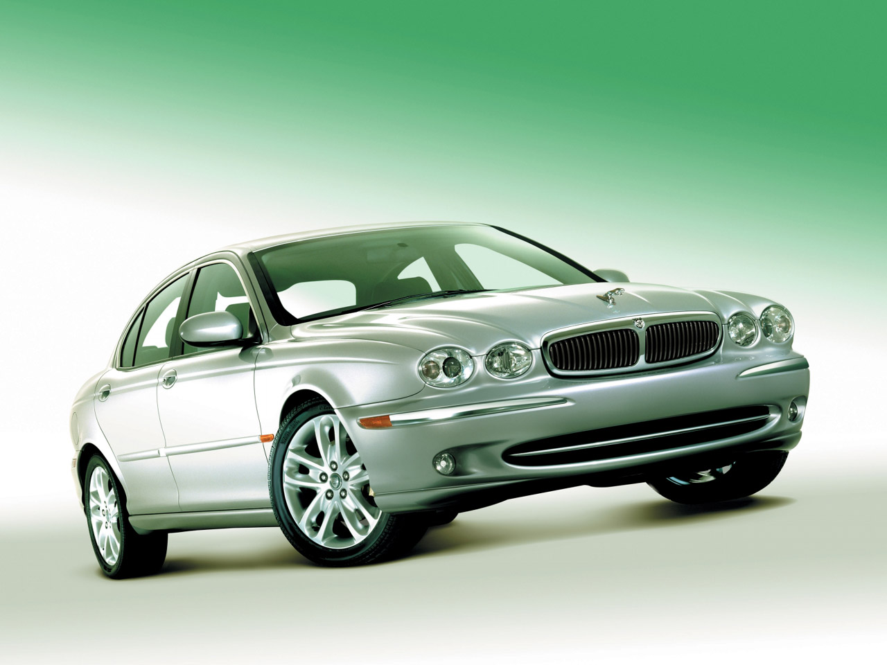 Jaguar X-Type: 9 фото