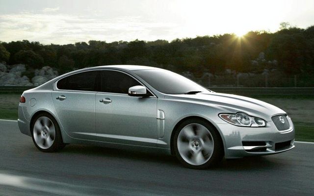 Jaguar XF: 1 фото