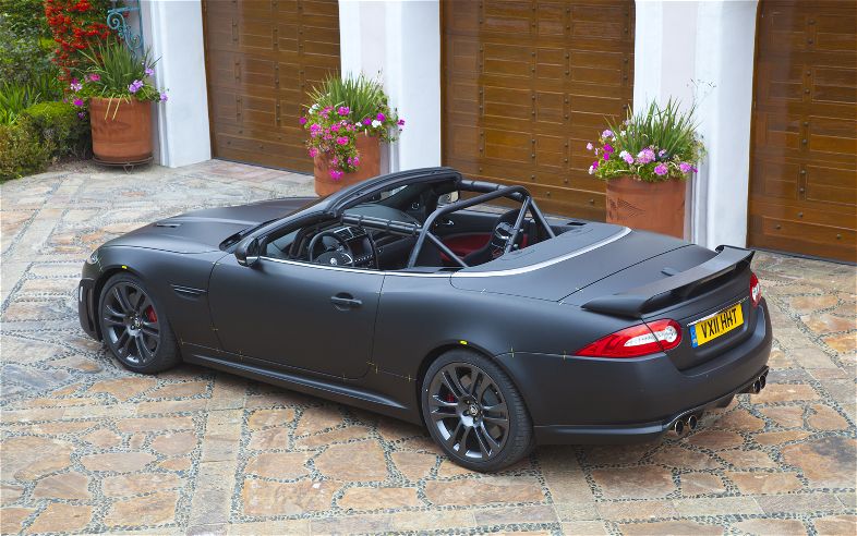 Jaguar XKR-S Convertible: 12 фото