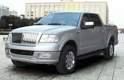 Lincoln Mark LT: 12 фото