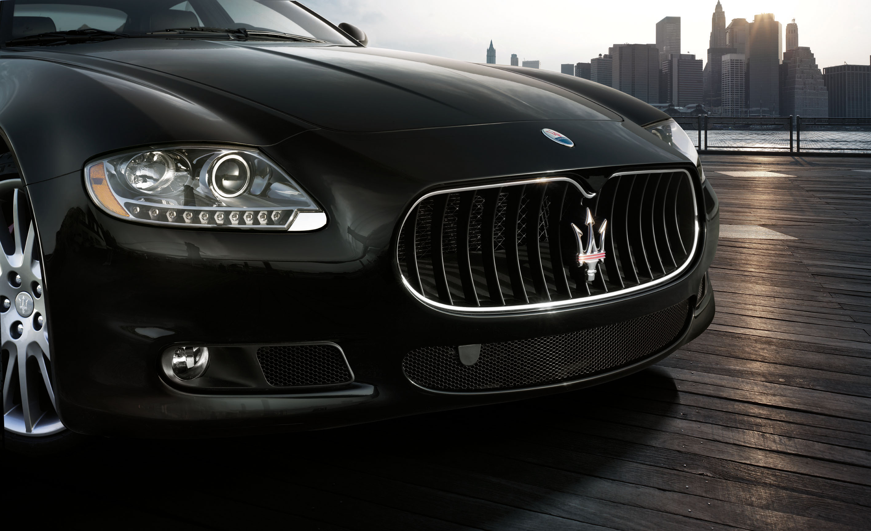 Maserati Quattroporte Sport GT S: 10 фото