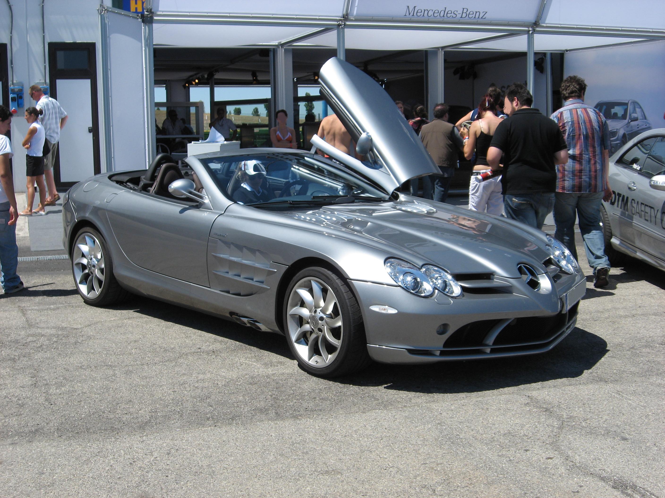 Mercedes SLR McLaren Roadster: 5 фото