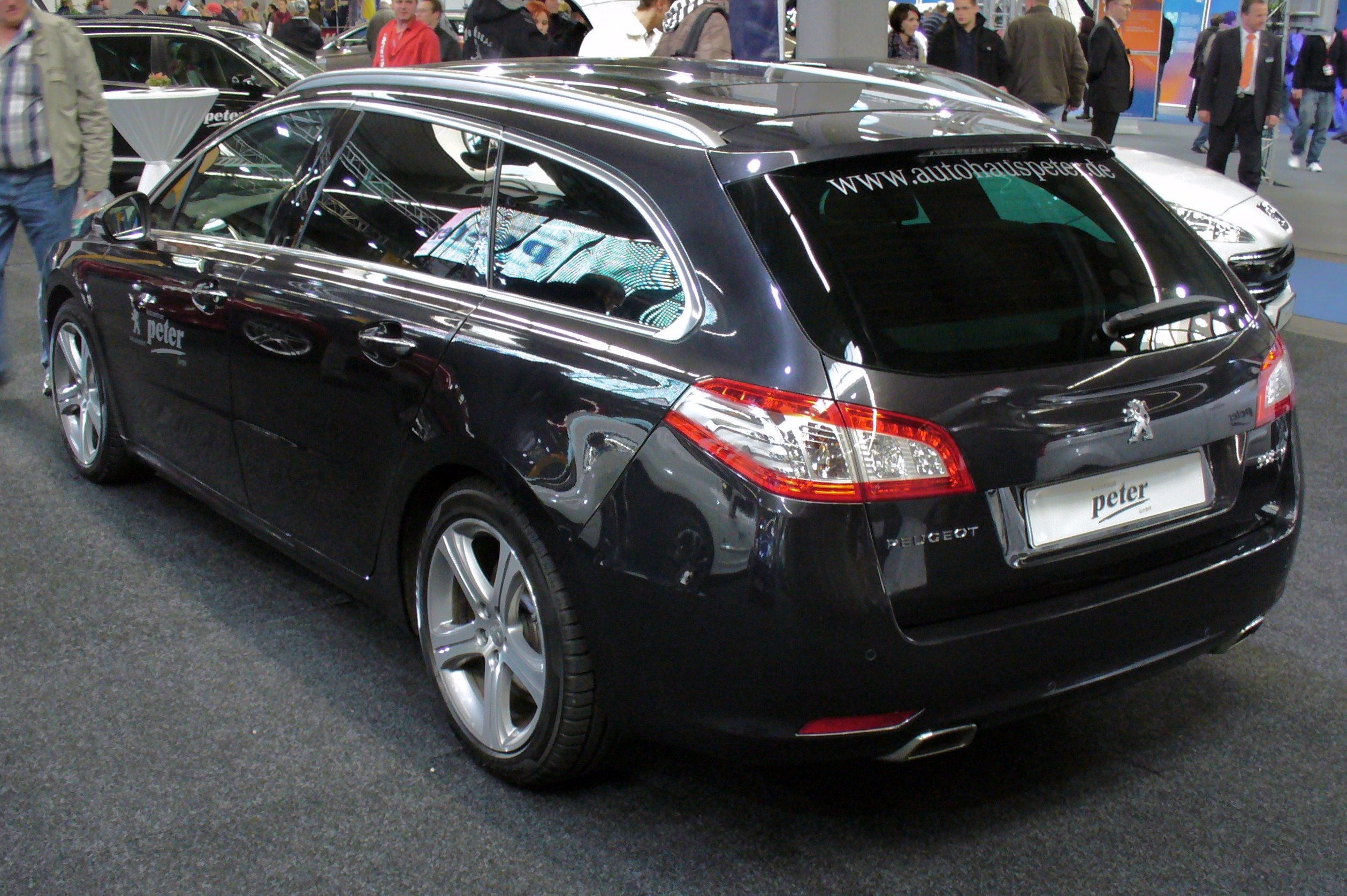 Peugeot 508 SW: 9 фото