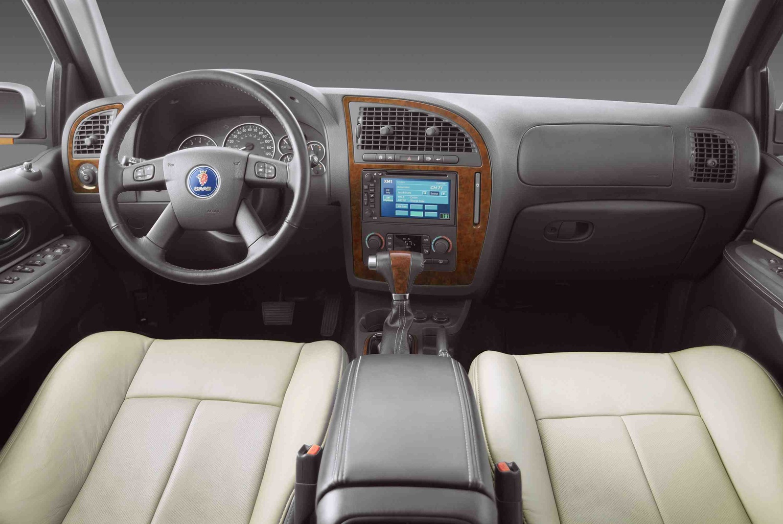 Saab 9-7X: 2 фото