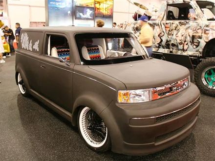 Scion xB I: 4 фото