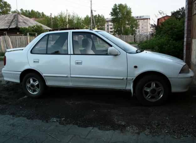 Suzuki Cultus: 11 фото