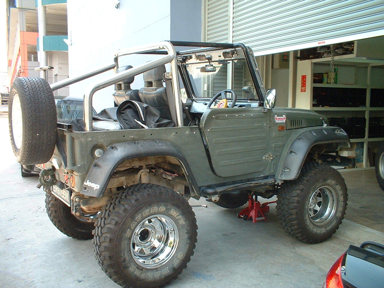 Suzuki LJ 80: 7 фото