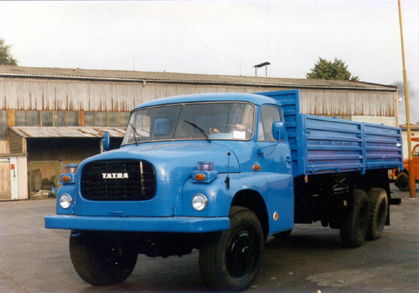 Tatra T148: 3 фото