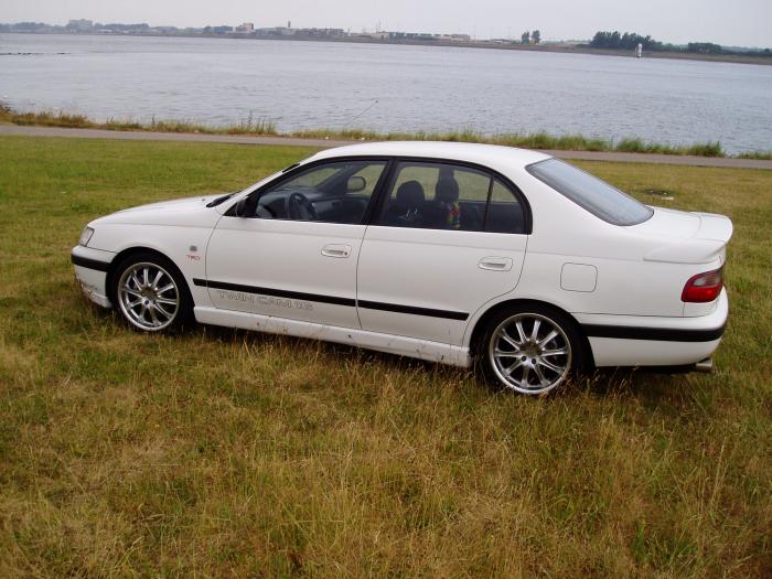 Toyota Carina